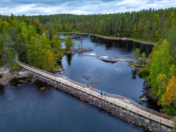 Visit-Karelia-Ruunaa-Patvinsuo-drone-pienempi